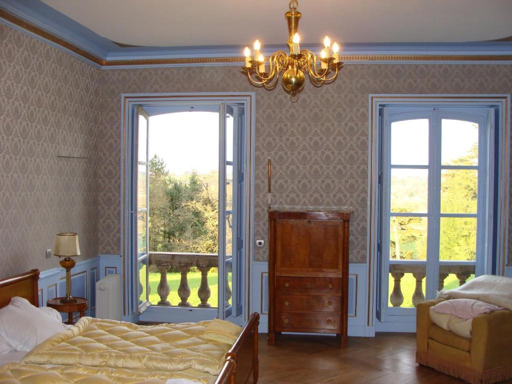 Le Château d'Ailly Parigny  Cameră foto